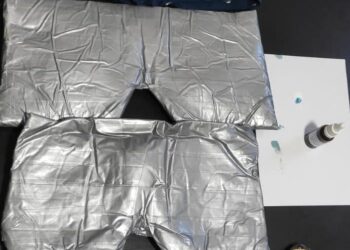 Mulher é presa vestida com cueca cheia de mais de 4 kg de cocaína em MS