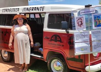 Cordelteca Itinerante estaciona em Dourados para lançamentos de dez cordéis infantis