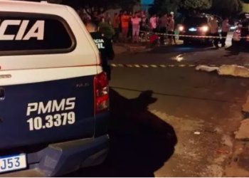 Dupla em bicicleta mata jovem a golpes de faca no Bairro Quarto Plano em Dourados