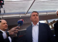 Alexandre manda PF apreender passaporte e armas de Bolsonaro