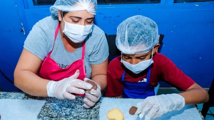 Projeto “Mãos na Massa” leva oficina para três bairros esta semana
