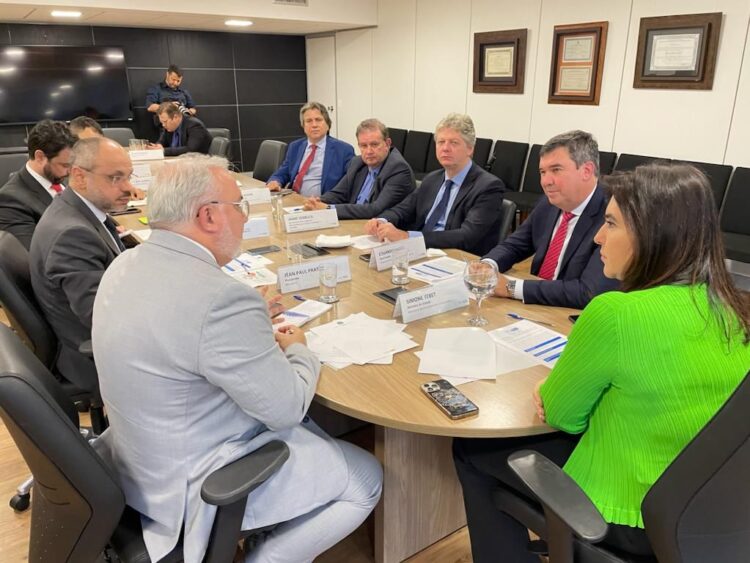 Em reunião com Riedel e Simone, Petrobras sinaliza conclusão da fábrica de fertilizante de Três Lagoas