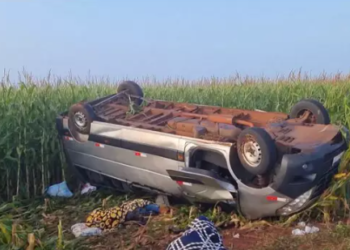 Empresária da Capital morre, após van que retornava do Paraguai capotar na MS-162