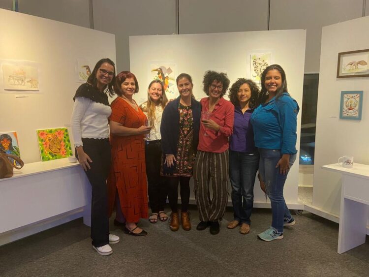 Coletivo de Mulheres Artistas no Pantanal expõe suas obras no Espaço Energia, na Afonso Pena