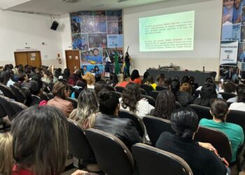 Prefeitura realiza formação sobre relações étnico-raciais para assistentes de educação infantil