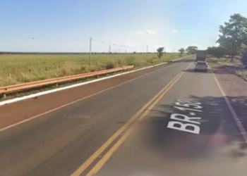 Homem morre ao tentar desatolar trator, que tombou em cima dele