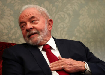 Ministro evangélico de Lula ganha força para o STF em lista que exclui mulheres