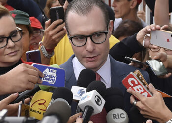 Embates cara a cara entre Zanin e Moro já tiveram provocações e ironias