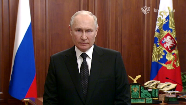 “Punhalada nas costas”, diz Putin sobre rebelião de mercenários
