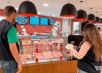Procon municipal encontra variação de até 290,78% no preço da carne na Capital