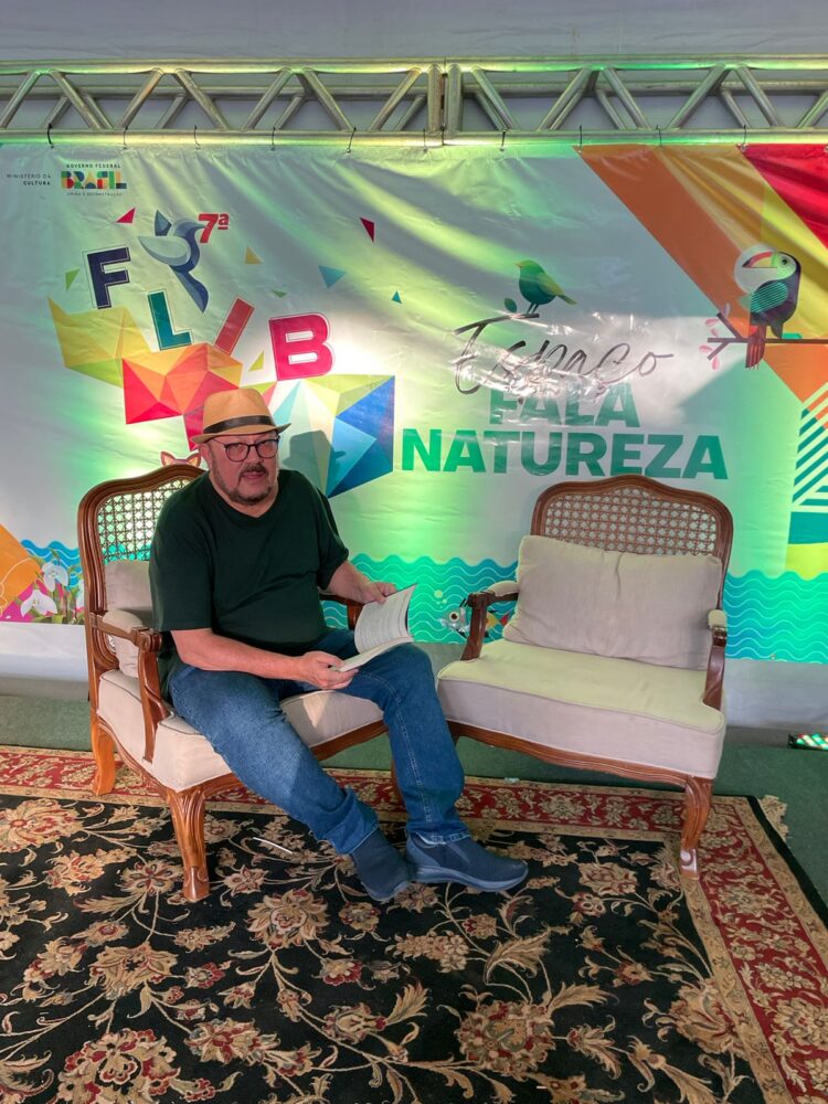 Ganhador do Ipê de Literatura, André Alvez lança novo livro de contos e crônicas