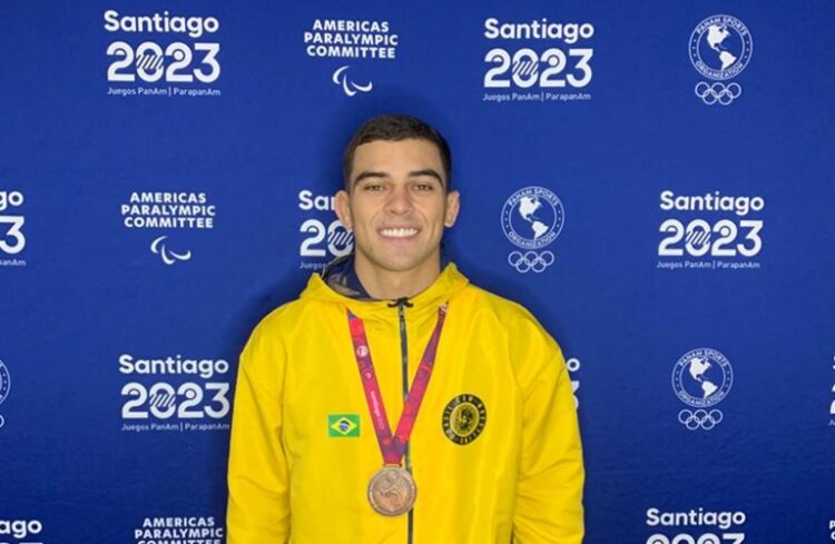 Beneficiário do Bolsa Atleta MS ajuda Brasil a bater recorde de pódios no Pan-Americano de Wrestling