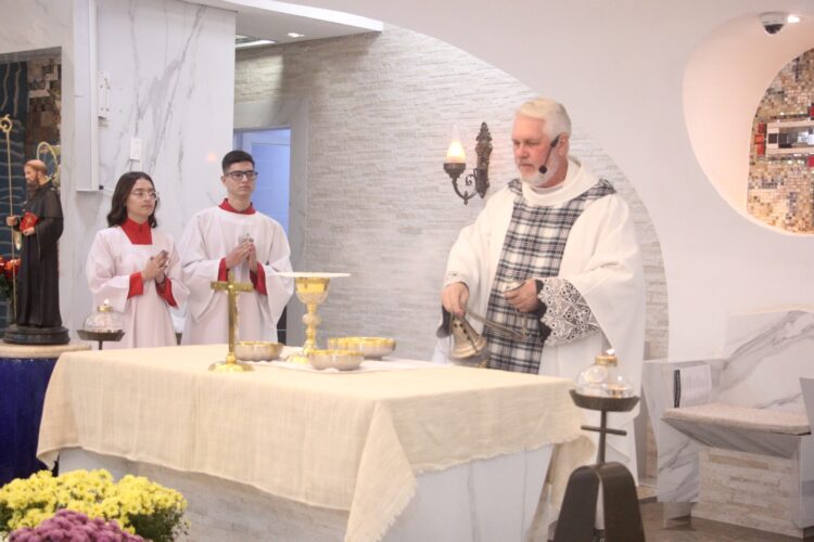 Arraiá de São Bento tem missa ao estilo sertanejo no Santuário da Abadia neste fim de semana
