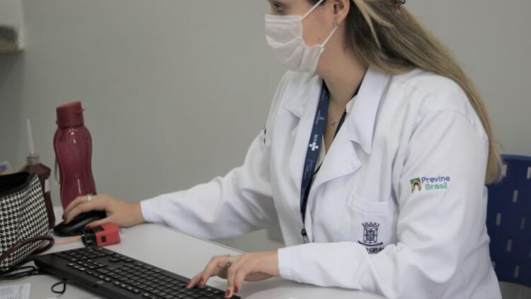 Prefeitura convoca médicos para atendimento clínico, ambulatorial e saúde mental
