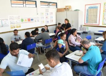 Prefeitura avança na regularização da Homex com ligações legais de energia elétrica