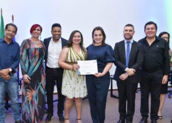 Prefeitura de Campo Grande inclui a função de secretários nas EMEIs; 106 tomaram posse