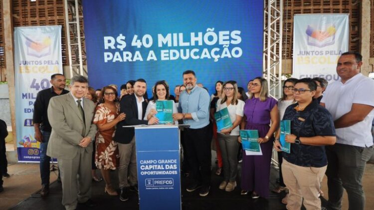 Prefeitura lança revitalização das escolas da região do Prosa e anuncia asfalto do Noroeste