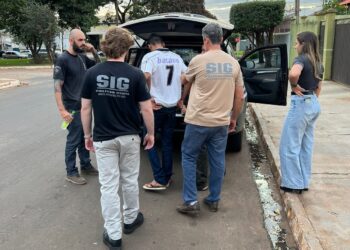 Homem atira em mulher e mandante pode ser ex da vítima que está preso