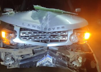 Motorista é preso por invadir prédio de prefeitura no interior de MS com Land Rover