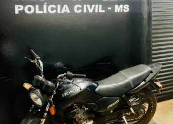 Motocicleta roubada de entregador é recuperada e ladrão preso pela SIG
