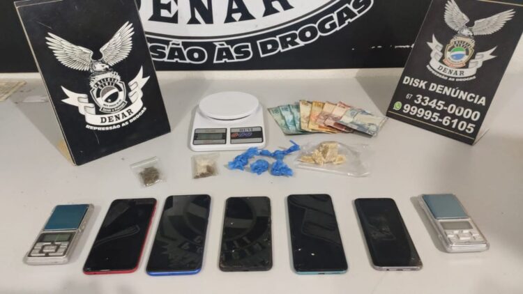 Mulher que assumiu ponto de venda de drogas do marido é presa no Noroeste