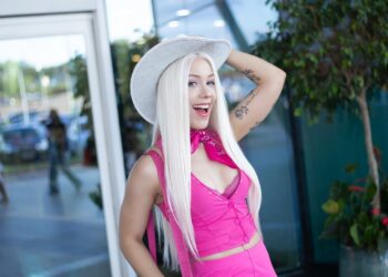 Shopping entra no clima do mundo Barbie, com encontro de fãs no lançamento do filme