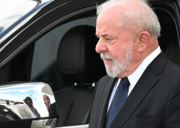 Lula embarca para a Bélgica para discutir cooperação com europeus