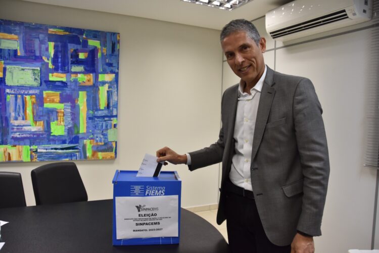 Élcio Trajano é reconduzido à presidência do Sindicato das Indústrias de Papel e Celulose de MS