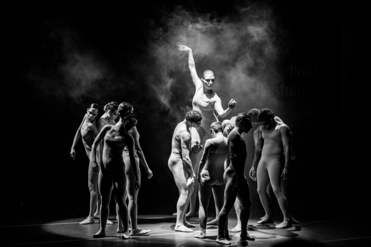 Espetáculo inspirado em mito guató é uma das atrações do Festival de Inverno de Bonito