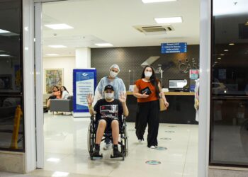 Com mais 1 caso de sucesso, Hospital Cassems comemora 1 ano do 1º transplante de medula óssea