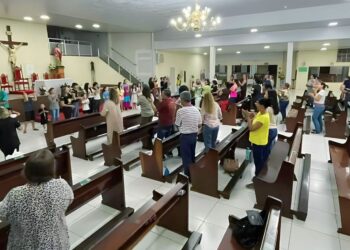 Retiro acontece com o tema “Famílias Restauradas Pela Força do Espírito Santo”