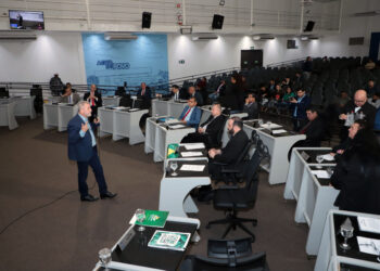 Na Câmara, representante da Sefaz fala sobre importância da educação fiscal em escolas municipais