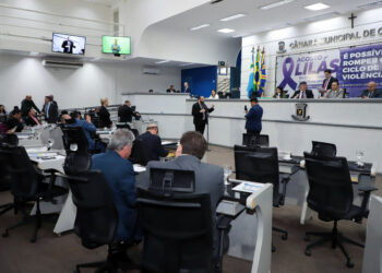 Vereadores aprovam seis projetos na sessão desta terça-feira