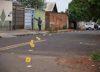 Jovem é ferido, após briga em boate do Aero Rancho, cai em casa de popular e morre