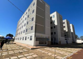Com ajuda da Prefeitura, mais 80 famílias realizam sonho da casa própria