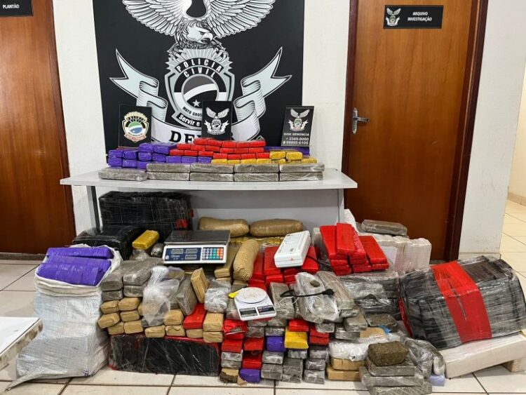 Traficante é preso com mais de 520 quilos de maconha em depósito