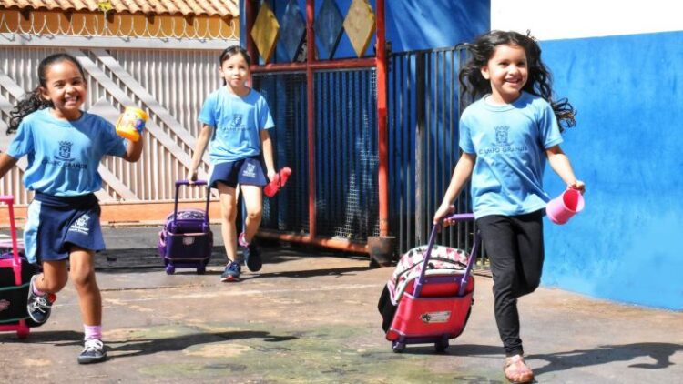 Aulas na Reme retornam nas 205 unidades escolares para mais de 110 mil alunos