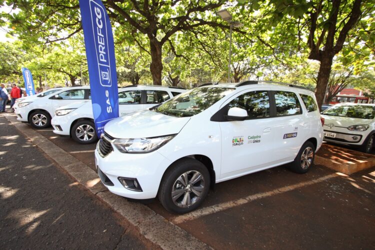 Prefeitura entrega veículos para otimizar trabalho da SAS e atender o Conselho Municipal e Assistência Social