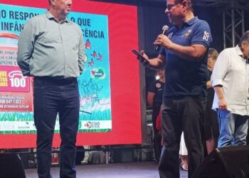 Senador anuncia a isenção de visto aos brasileiros no Japão durante festival