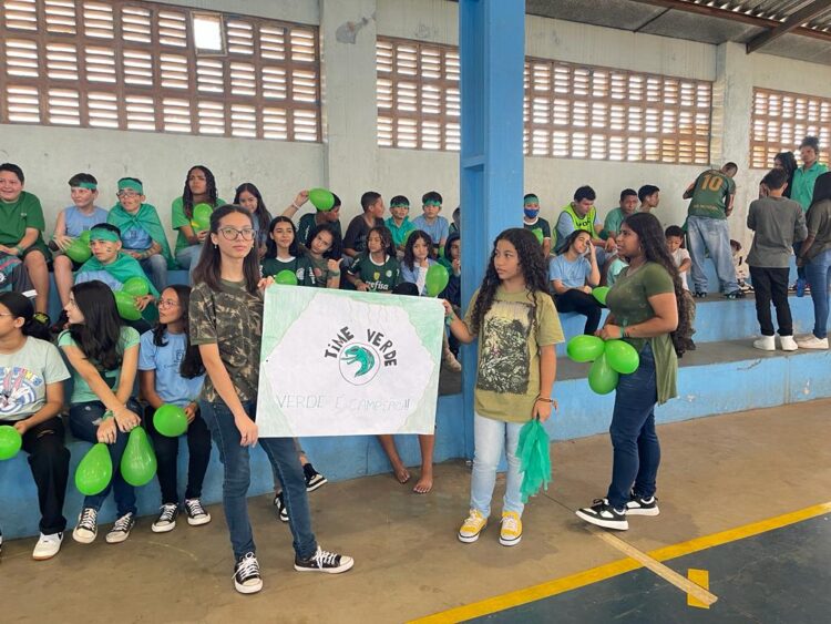 No Dia do Estudante, escolas municipais promovem confraternização e apresentações culturais