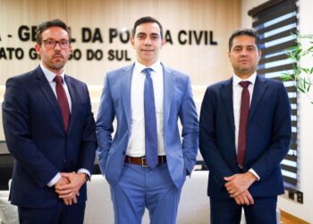 Delegados da PF visitam a Polícia Civil de MS para força no combate ao crime organizado
