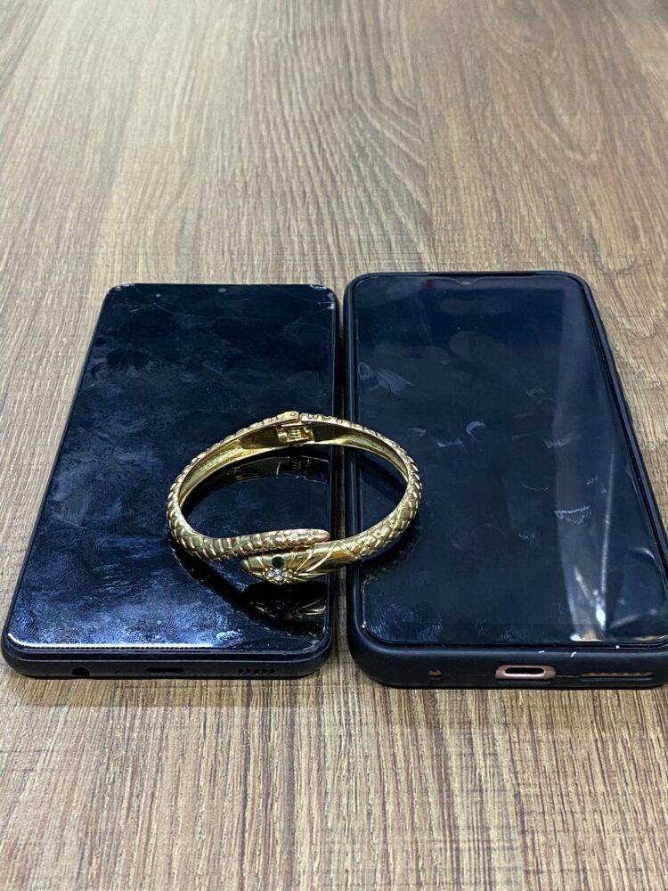 Jovem de 18 anos é preso suspeito de receptar 2 celulares e uma joia furtados no Jardim Montevidéu