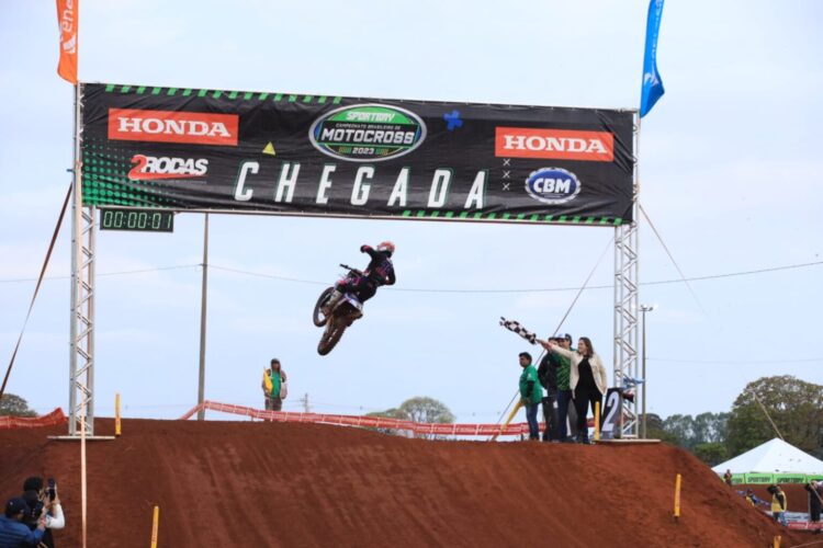 Prefeitura inaugura Motódromo Internacional com pista considerada por pilotos a melhor da América Latina