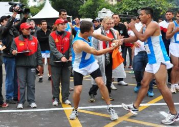 Corrida do Facho acontece neste sábado antes da abertura do desfile cívico-militar
