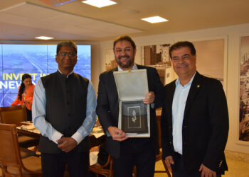 Fiems recebe embaixador da Índia para discutir oportunidades de negócios