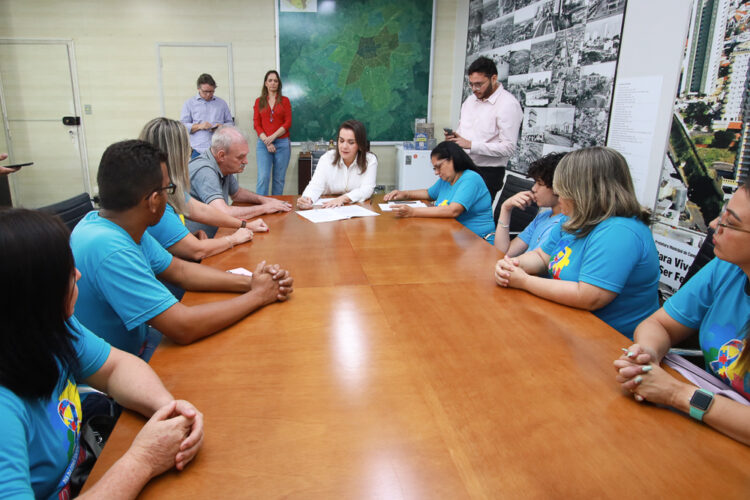 Prefeitura cede terreno para construção de associação para pessoas autistas