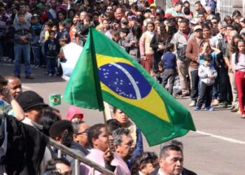 Desfile de 7 de Setembro tem show aéreo e apresentações de bandas e fanfarras