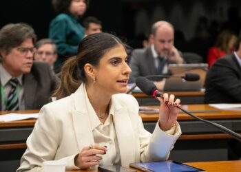 Com mais de R$11 mi em emendas de Camila Jara, saúde, mobilidade urbana e assistência da Capital ganham reforço