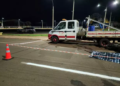 Motociclista deixa bar e morre ao colidir contra caminhão estacionado em MS