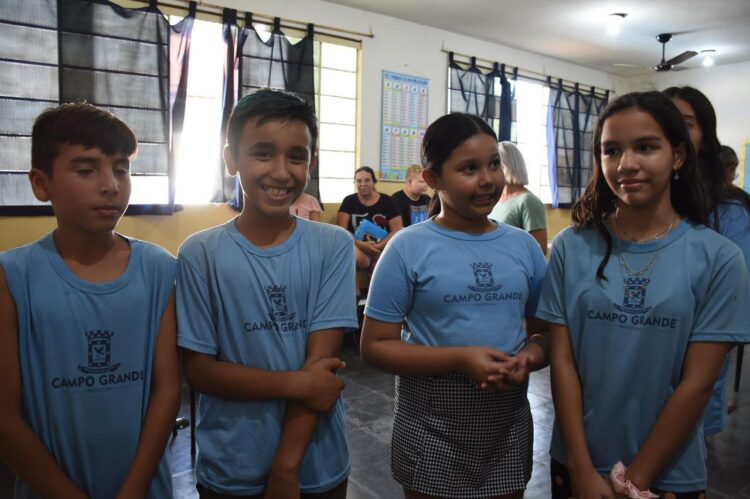 Mostra cultural sobre artistas regionais em escola da Capital reúne 1,6 mil alunos